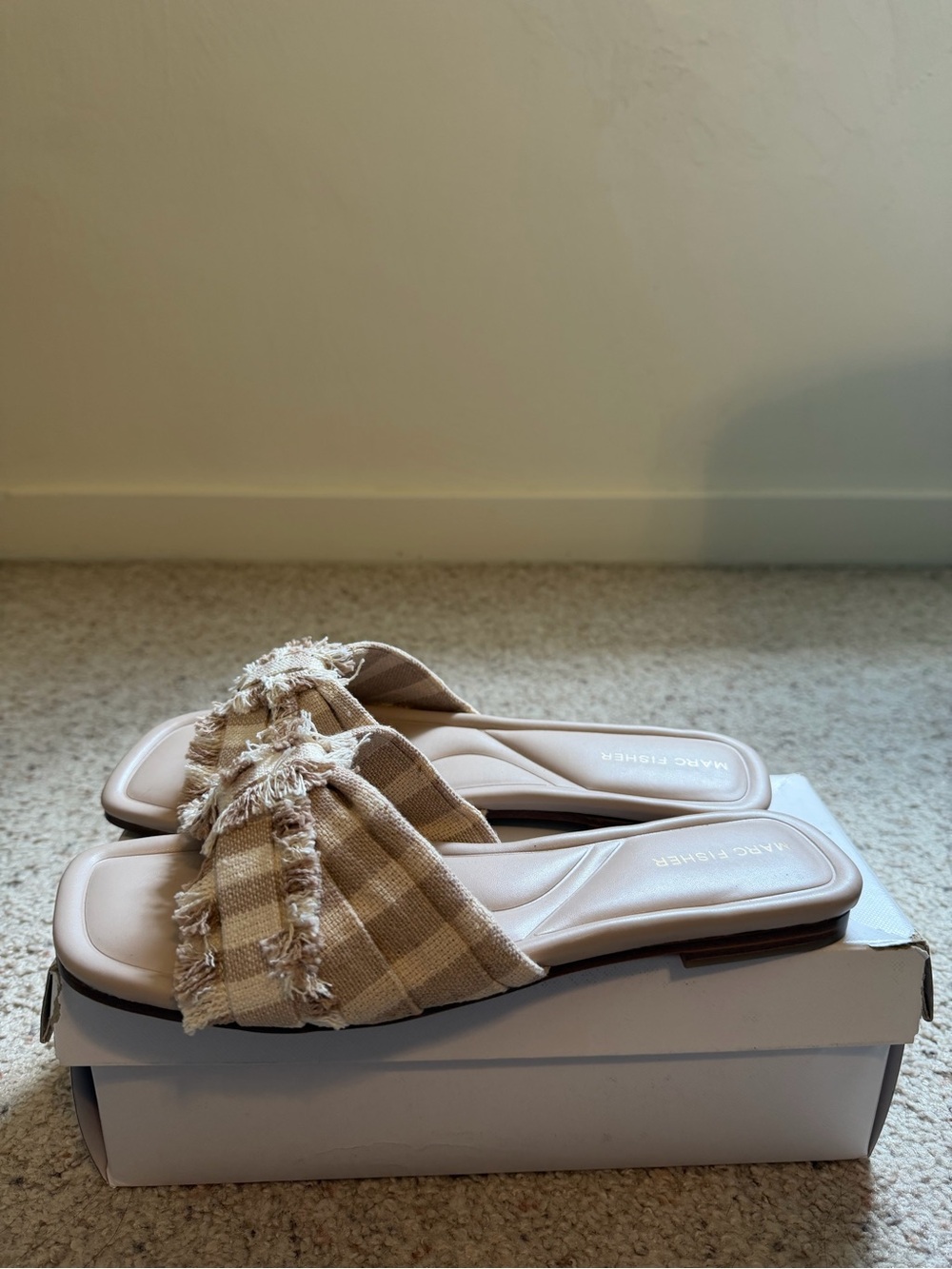 Marc Fisher Morbit Frayed Plaid Slide Sandals Beige Tan Size 9.5M